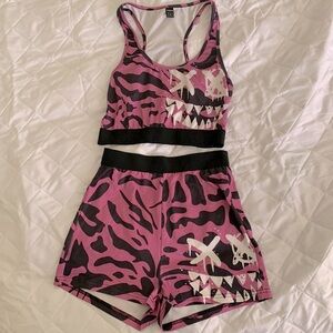 This is a set from SHEIN size (S) but I would say fits like a (M)